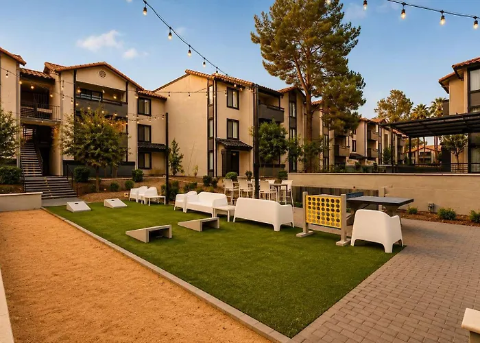 Modern Retreat Near Asu Pool Gym Pet-friendly Parking * Tempe
